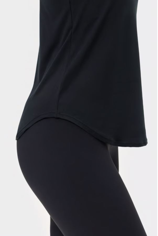 Stronger Airy Racerback Bolur Svartur - Image 3