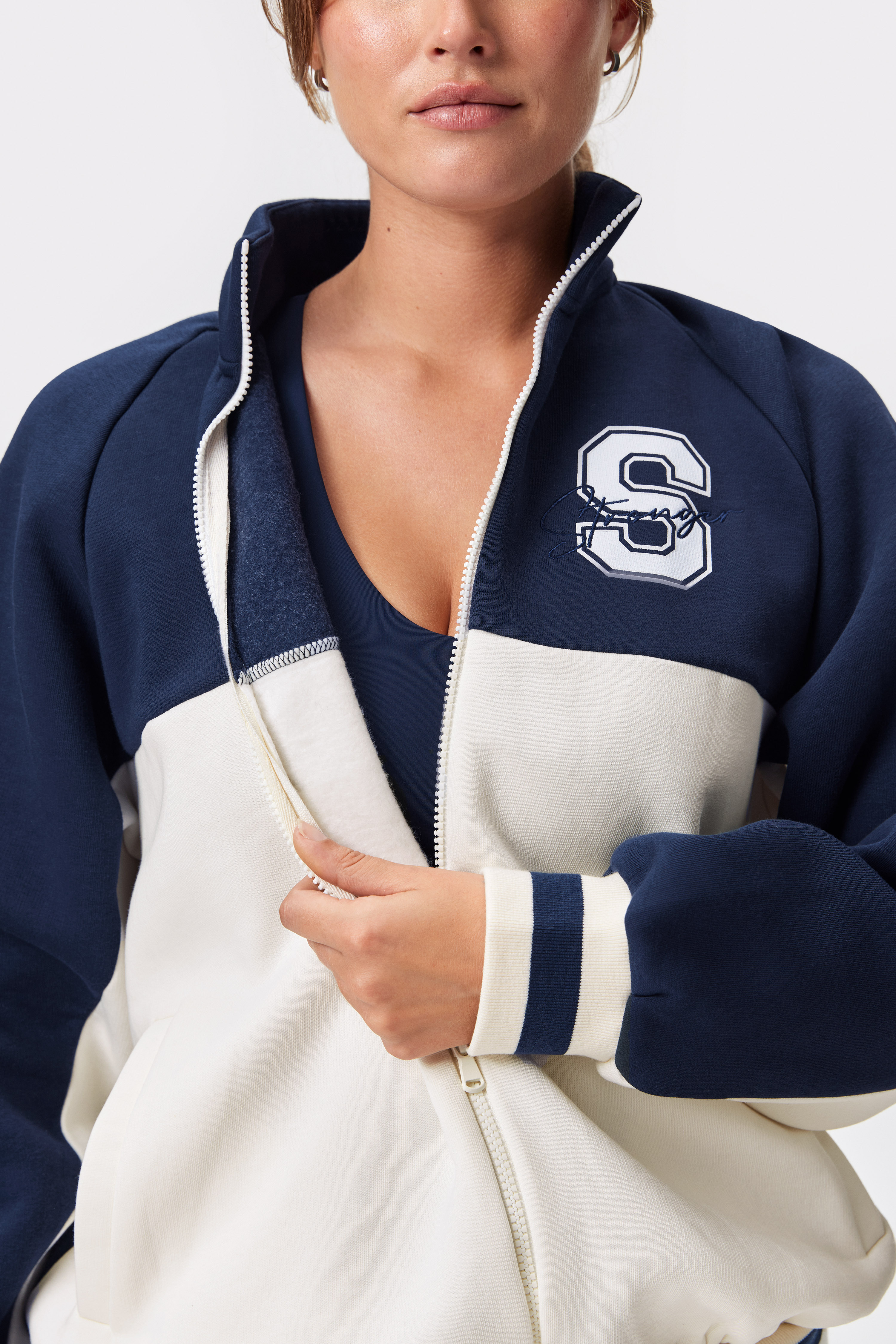 Stronger Varsity Zip Peysa - Image 3